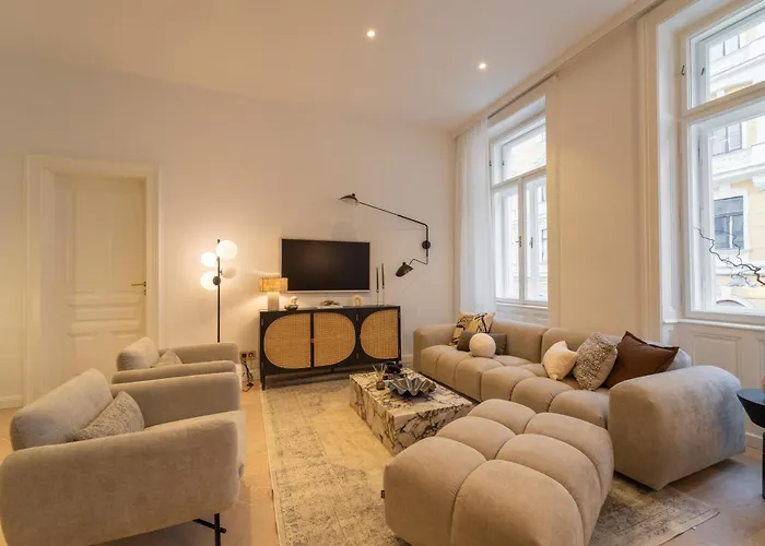 Josef's I Superior I Quiet & Appartement